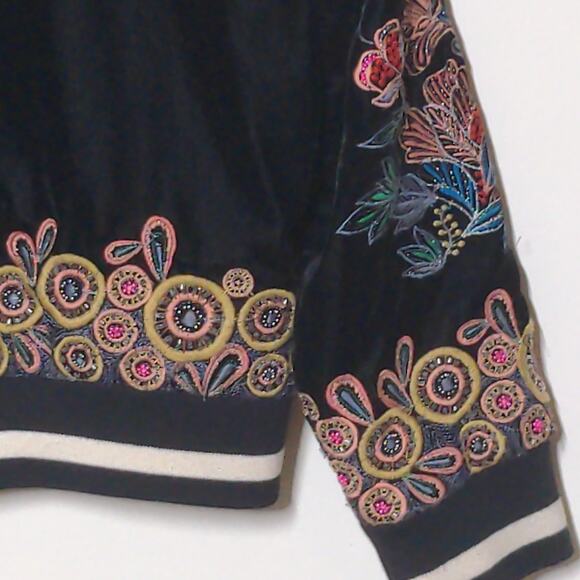 Anthropologie Elevenses Hallie Embroidered Bomber Jacket Black Velvet – Size S - Picture 11 of 15